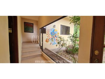 Oportunidad! Se vende Acogedora Casa en Altos del Maria