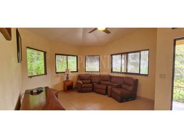 Oportunidad! Se vende Acogedora Casa en Altos del Maria
