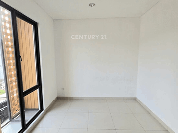 Brand New Rumah Modern Cluster Mahakam JGC Siap Huni Harga Nego