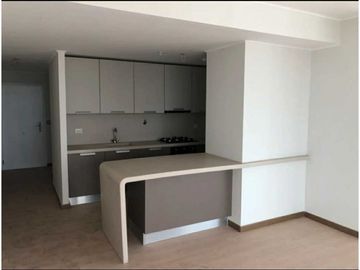 SE VENDE APARTAMENTO EN COCO DEL MAR 120 MTS VISTA A LA PLAYA
