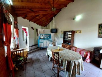CASA 4 AMBIENTES MORON SUR
