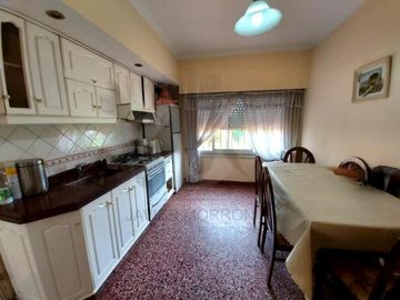 CASA 4 AMBIENTES MORON SUR