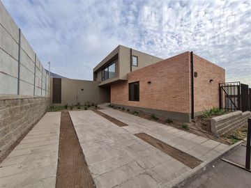 Casa en Venta en Chicureo-Chamisero