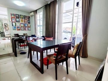 Rumah Asri Di Perum Pakuwon City Surabaya *NI