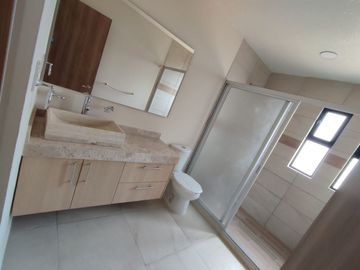 Residencia en Bio Grand Juriquilla, Jardín,  Roof Garden, 3 Niveles, SUPER LUJO