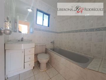 Casa en Venta en Parcela con casa en Las Gaviotas