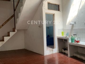 Rumah 2 Lantai Di Taman Solo Cempaka Putih Timur Jakarta S8607