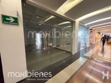 local en arriendo en el poblado. Cod A69575