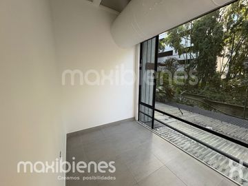 local en arriendo en el poblado. Cod A69575