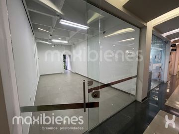 local en arriendo en el poblado. Cod A69575