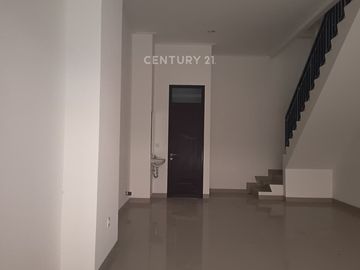 Ruko Osaka PIK 2 Tangerang 3 Lantai  Rooftop LB 157m Rp 4 M An