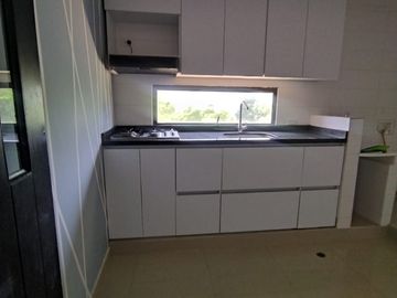 apartamento en venta en el poblado. Cod V102435