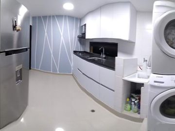apartamento en venta en el poblado. Cod V102435