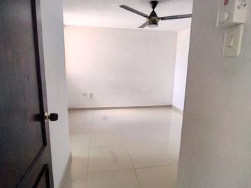 apartamento en venta en el poblado. Cod V102435