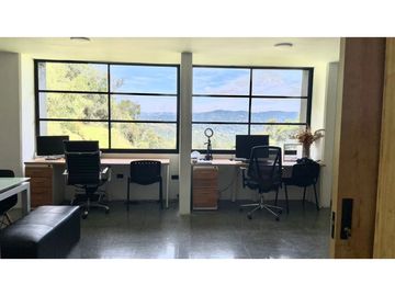 HERMOSA Y MODERNA CASA A LA VENTA EN EL ESCOBERO