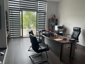 Casa en venta o renta en Las Cañadas