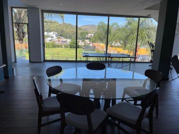Casa en venta o renta en Las Cañadas