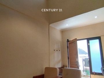 Rumah 2 Lantai Semi Furnished Siap Pakai Di Permata Cimahi