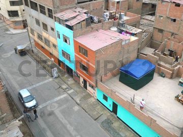 VENDO CASA DE 3 PISOS TIPO CHALET 124 M2 - SAN MARTIN DE PORRES