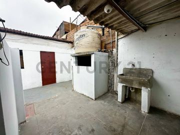 VENDO CASA DE 3 PISOS TIPO CHALET 124 M2 - SAN MARTIN DE PORRES
