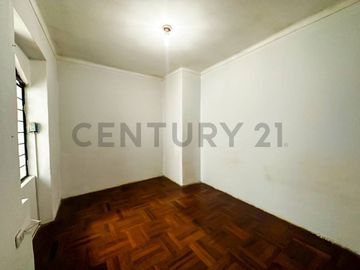 VENDO CASA DE 3 PISOS TIPO CHALET 124 M2 - SAN MARTIN DE PORRES