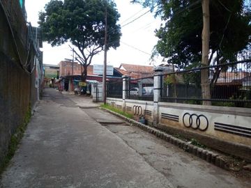 750 M2 Tanah Komersil Bonus Rumah Type 300 M2 di Samping Kolam Renang SGO, Cimahi