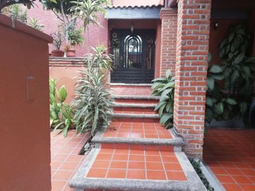 Casa en Condominio en Palmira Tinguindin Cuernavaca - ARI-643-Cd
