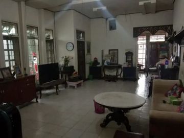 Rumah Siap Huni Dharmahusada Indah Surabaya