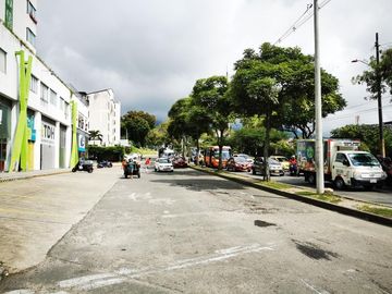 apartamento en venta en conjunto residencial portobello  piso 8. Cod V11854