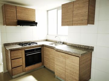 apartamento en venta en conjunto residencial portobello  piso 8. Cod V11854