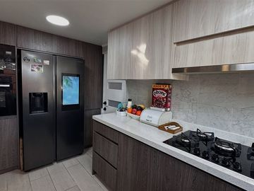 Casa 4 dormitorios a 1 cuadra de Vic. Mackenna