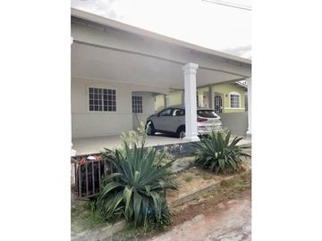 SE VENDE CASA EN LA CHORRERA $115,000