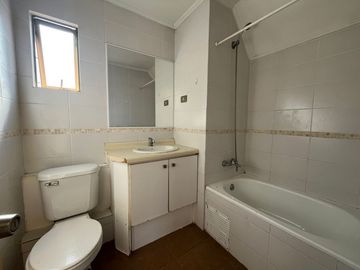 FOCOLARE PROPIEDADES ARRIENDA HERMOSA CASA EN CONDOMINIO