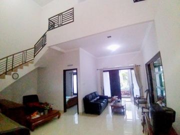 Rumah Bagus Luas 182 di Villa Puncak Tidar kota Malang