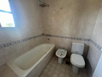 Casa en venta en barrio La Casualidad Pilar
