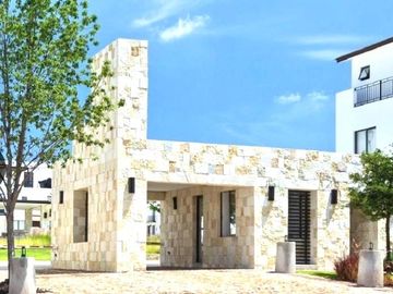 Casa en venta en condominio el Refugio, Querétaro