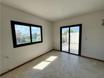 VENDE CASA EN LA BARRACA apta crédito hipotecario