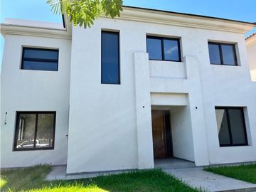 VENDE CASA EN LA BARRACA apta crédito hipotecario