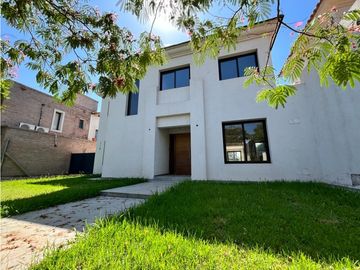 VENDE CASA EN LA BARRACA apta crédito hipotecario