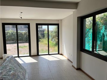 VENDE CASA EN LA BARRACA apta crédito hipotecario