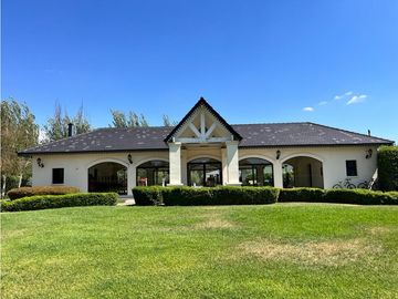 VENDE CASA EN LA BARRACA apta crédito hipotecario