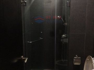 For lease: Big Studio unit in Fairways Tower, Taguig