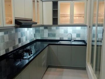Rumah Baru Pakuwon City, Minimalis Modern Hadap Selatan