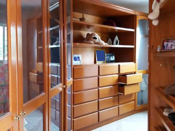 En fraccionamiento exclusivo de 14 casas lago cancha de tenis
