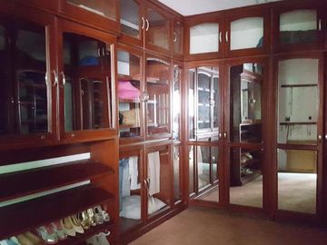En fraccionamiento exclusivo de 14 casas lago cancha de tenis