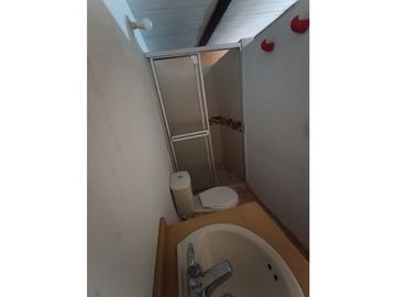 SE VENDE CASA EN CHINCHINA CALDAS