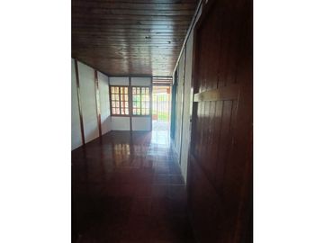 SE VENDE CASA EN CHINCHINA CALDAS