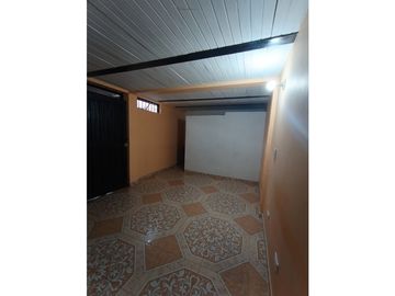 SE VENDE CASA EN CHINCHINA CALDAS