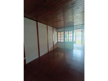 SE VENDE CASA EN CHINCHINA CALDAS