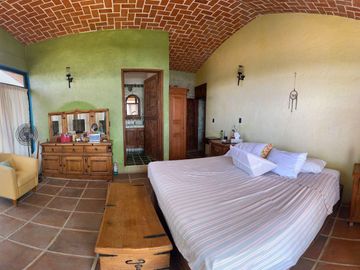 Casa en Venta en Tequesquitengo, Jojutla, Morelos
